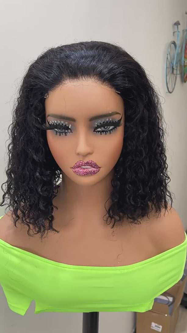 360° rotation video of glueless water wave bob wig – 4x4 lace, 100% human hair, showing full volume, texture, and natural shine from all angles.